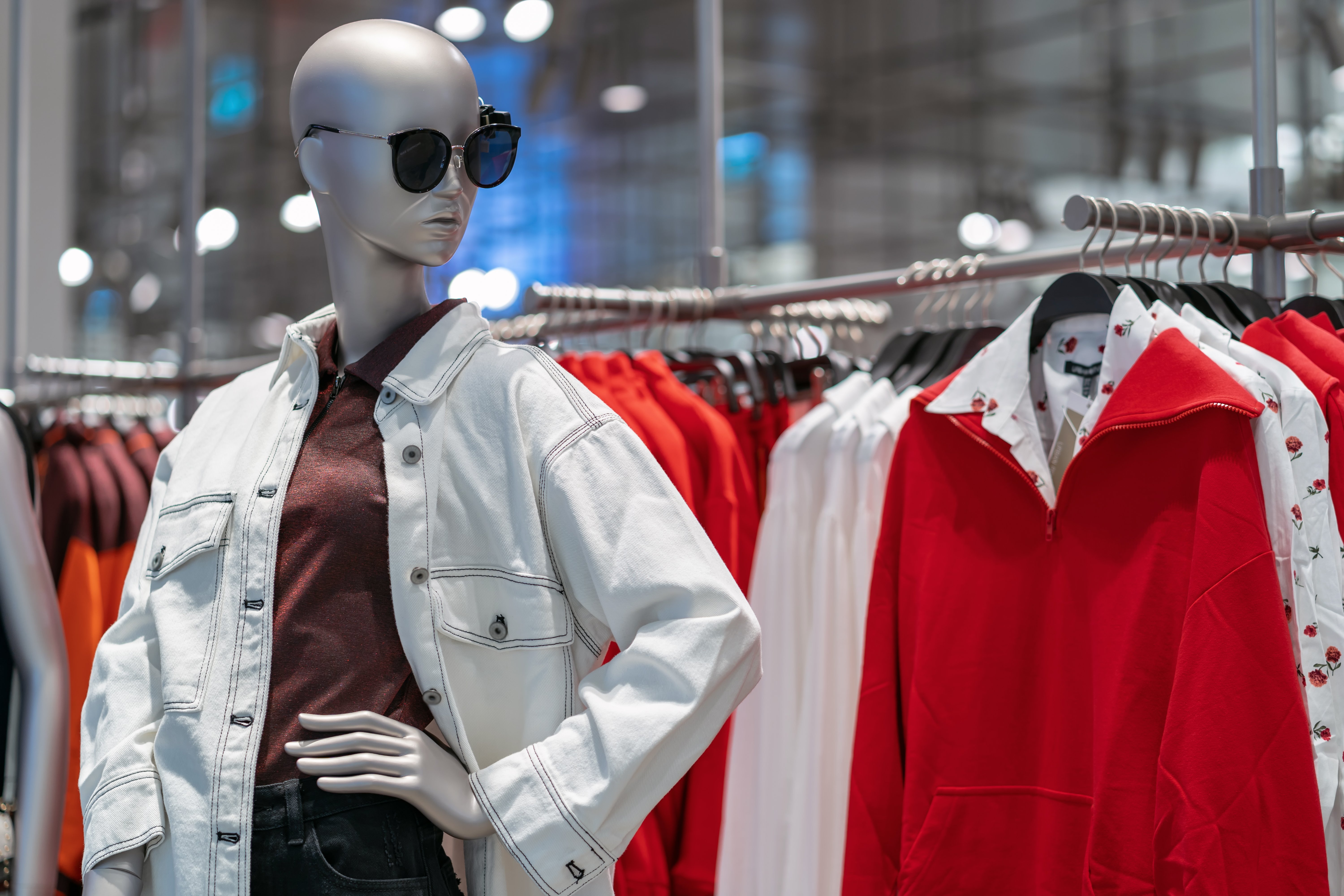 Part of female mannequin dressed in casual clothes in the shopping department store for shopping, business fashion and advertisement concept